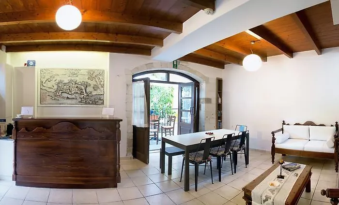 Ontas Traditional Hotel Chania (Crete)