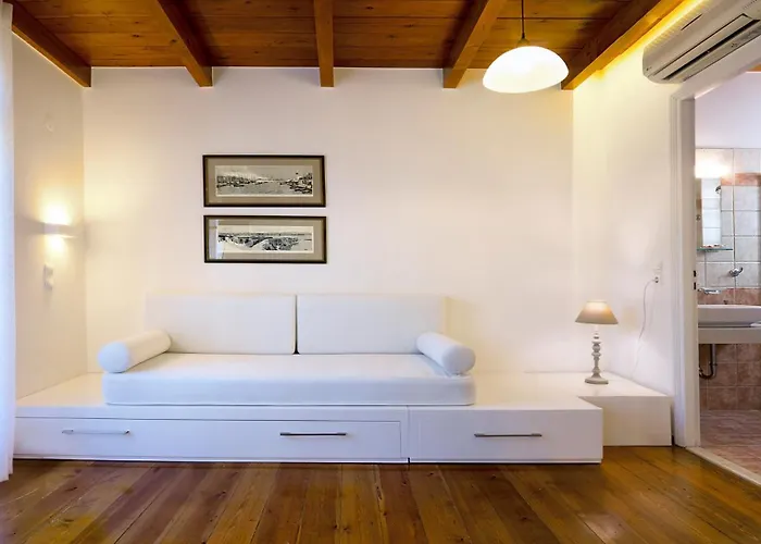 Ontas Traditional Hotel