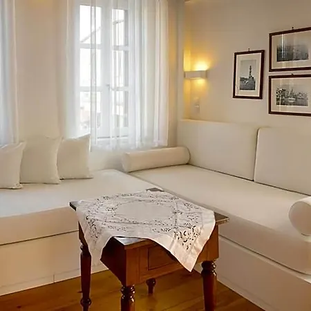 Ontas Traditional Hotel Chania (Crete)