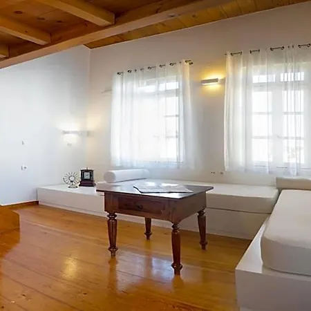 Ontas Traditional 3* Chania (Crete)