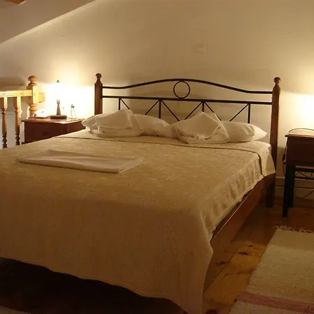 Ontas Traditional Hotel Chania (Crete)