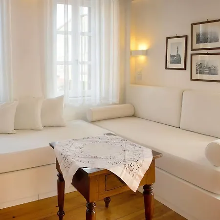Ontas Traditional 3* Chania (Crete)