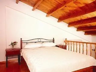 Ontas Traditional 3* Chania (Crete)