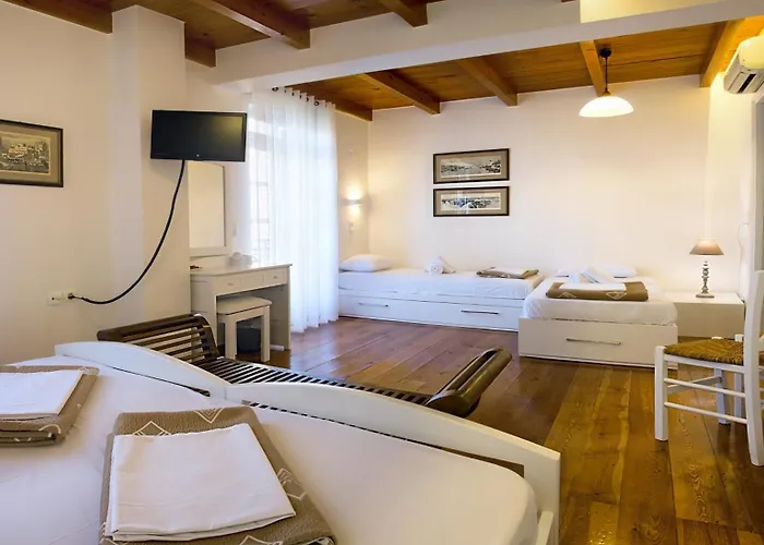 Ontas Traditional 3* Chania (Crete)