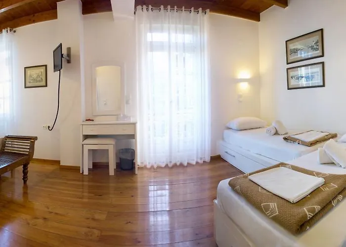 Ontas Traditional Hotel 3*