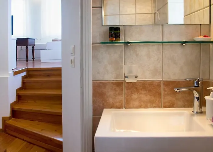 Ontas Traditional Hotel Chania (Crete)