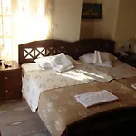 Ontas Traditional 3* Chania (Crete)