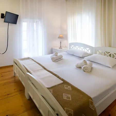 Ontas Traditional 하니아