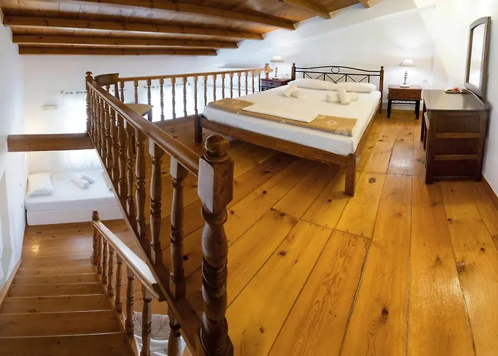 Ontas Traditional 3* Chania (Crete)